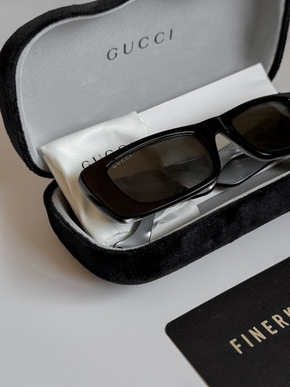 Seasonal Eyewear - Slim Rectangular Frame Sunglasses Size 52