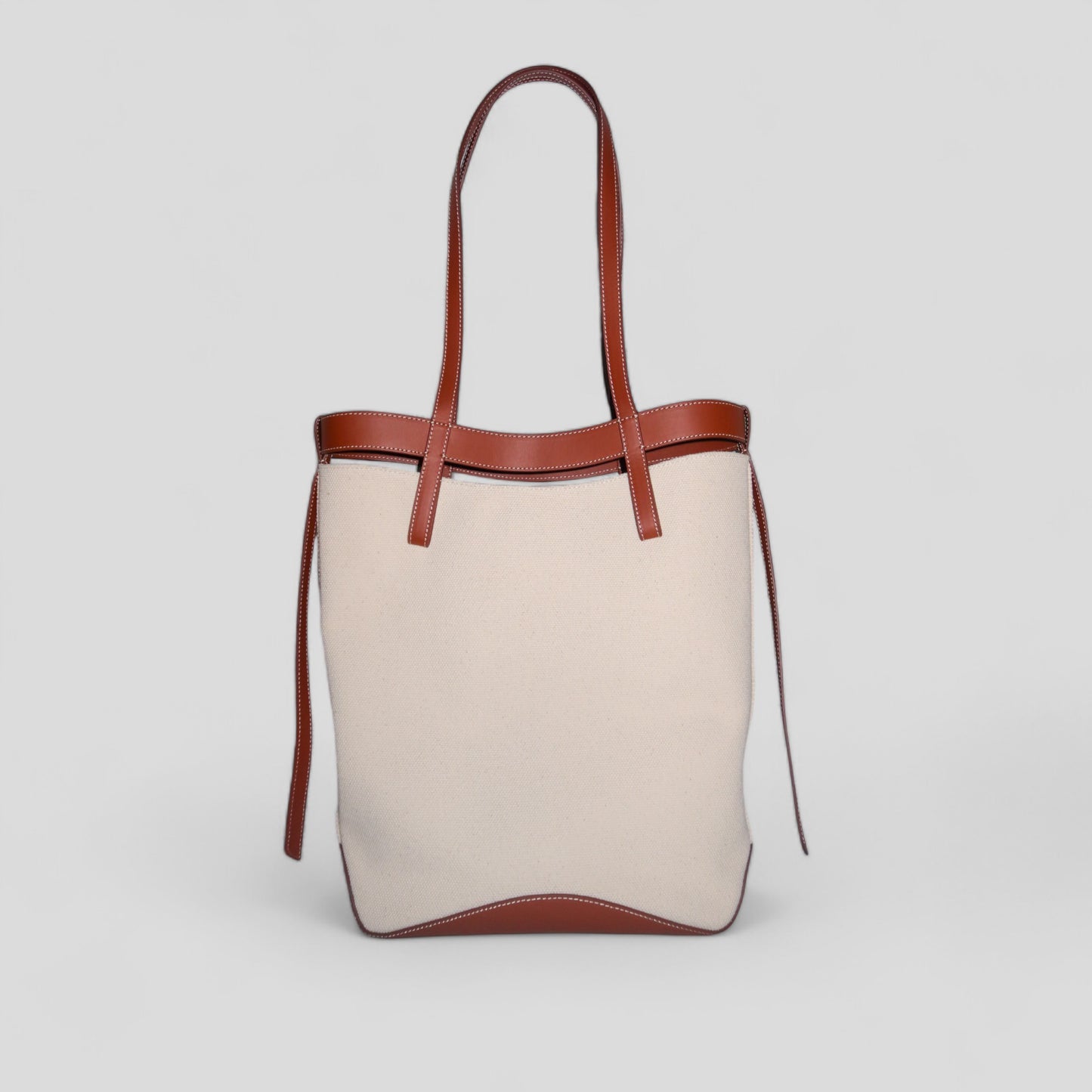 Ilo Tote Bag in Cognac