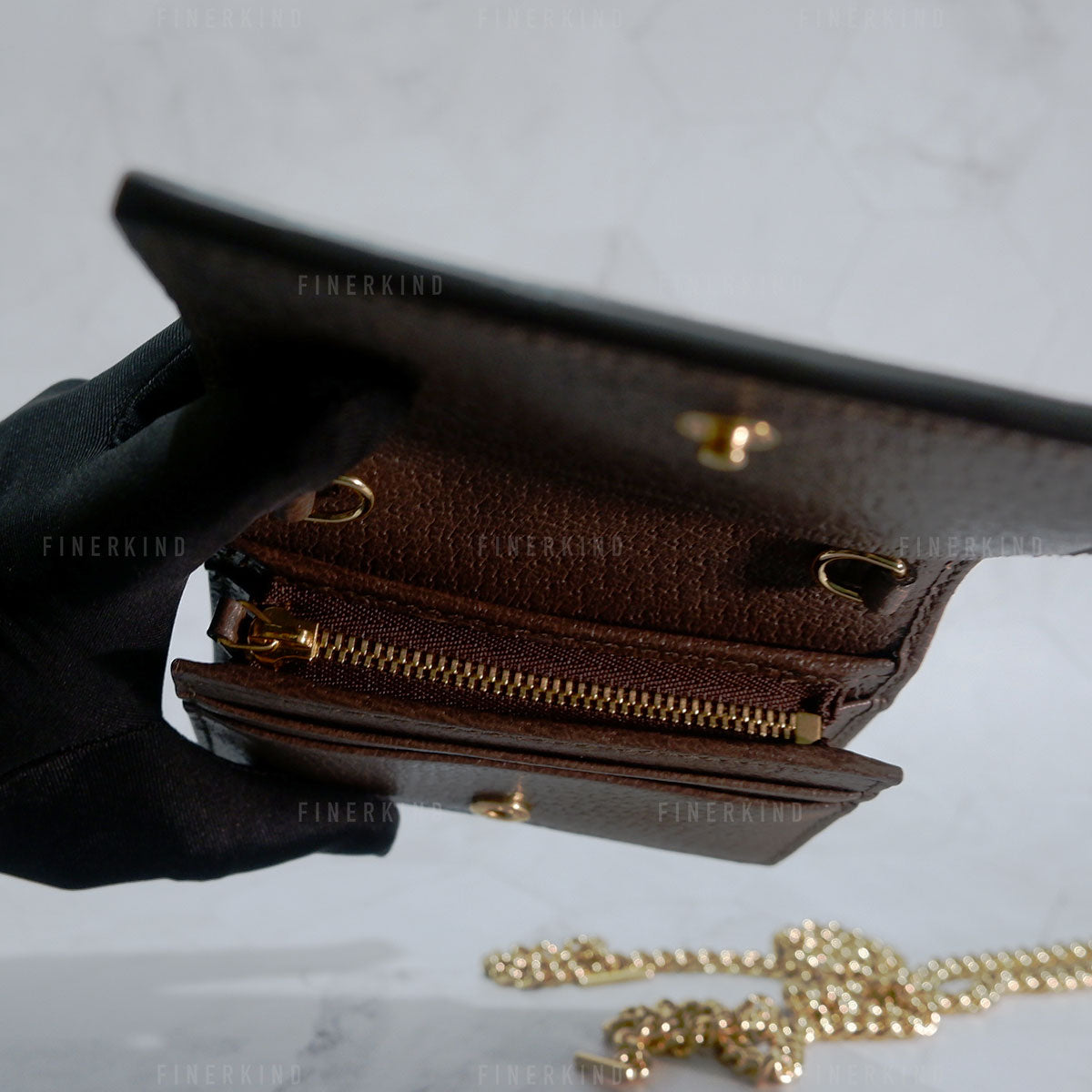 Ophidia GG Sherry Line Leather Compact Wallet on Chain